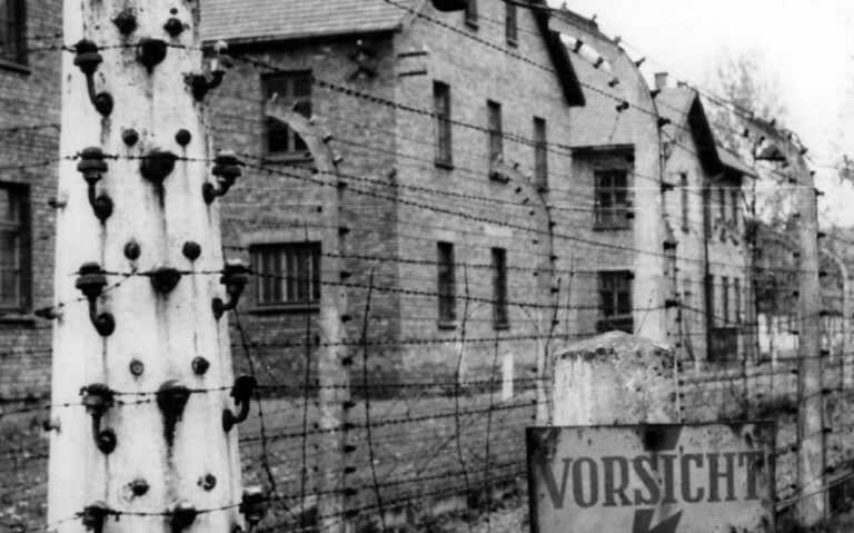 Η εξέγερση των ελλήνων εβραίων του Άουσβιτς