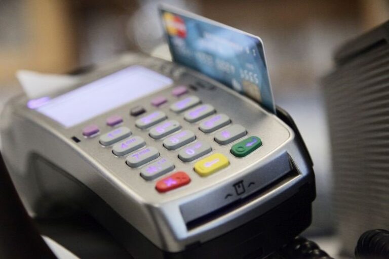 Τι αλλάζει στο όριο που πρέπει να συγκεντρωθεί