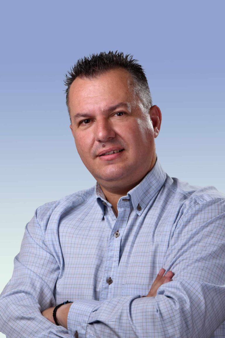 ΧΡΗΣΤΟΣ ΒΛΑΧΟΣ: "Δεσμεύομαι να συνεχίσω τη μακροχρόνια και ανιδιοτελή παρουσία και προσφορά μου προς όλους τους κατοίκους του Δήμου"