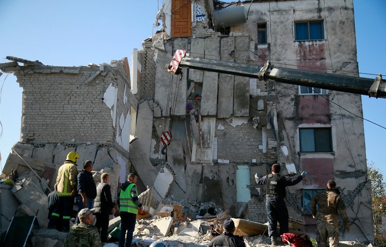 15 οι νεκροί και 600 οι τραυματίες – Συγκλονιστικές εικόνες