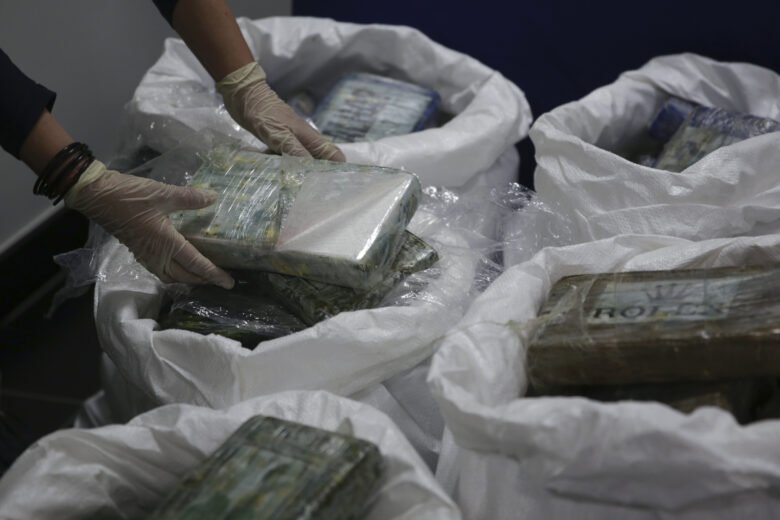 Εργαστήριο κοκαΐνης βρέθηκε σε ακίνητο πρεσβευτή