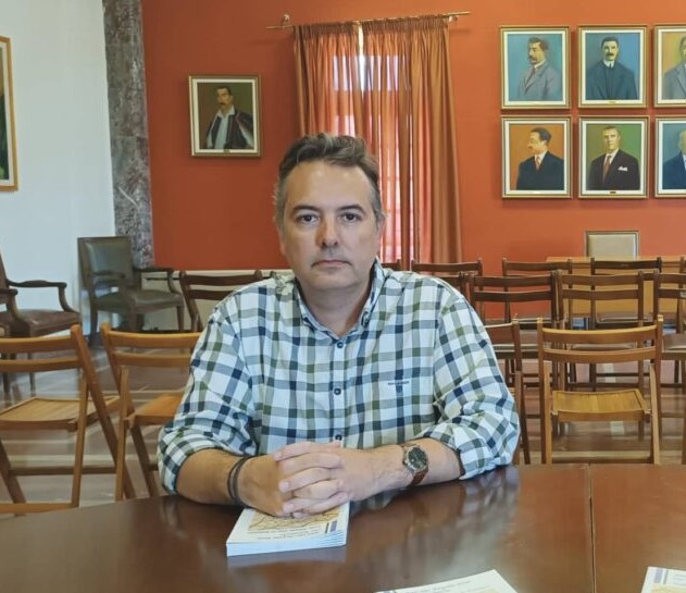 O ΙΣΤΟΡΙΚΟΣ - ΣΥΓΓΡΑΦΕΑΣ ΘΕΟΔΩΡΟΣ ΛΑΜΠΡΟΣ ΣΤΟΝ Letrina FM: "Το Ψηφιακό Πάρκο της Περιφέρειας Δυτικής Ελλάδας για το 1821 αποτελεί ένα σημαντικό εργαλείο γνώσης για τις νέες ηλικίες ώστε να αγαπήσουν την ιστορία"