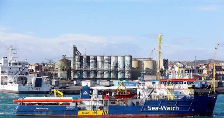 Αγκυροβόλησε ξανά το “Sea Watch” λόγω κορωνοϊού