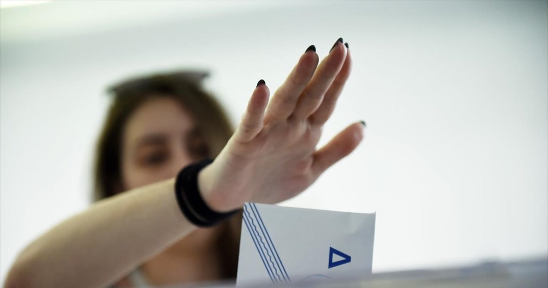 Αυτοδιοικητικές εκλογές 2019: Πότε περιμένουμε αποτελέσματα- πού πέφτουν οι προβολείς