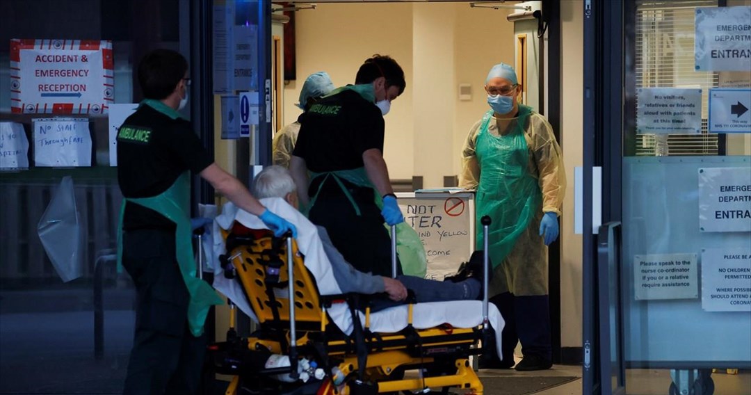 Στο υψηλότερο επίπεδο από τον Ιούνιο τα ημερήσια κρούσματα Covid-19