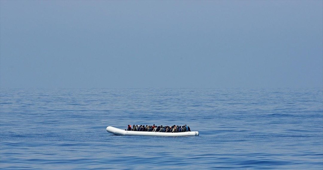 Δεκάδες αγνοούμενοι μετανάστες στη Μεσόγειο στο χειρότερο ναυάγιο φέτος  