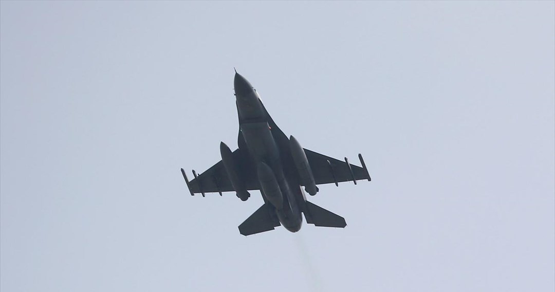 Δύο τουρκικά F-16 και ένα κατασκοπευτικό πάνω από το Αιγαίο