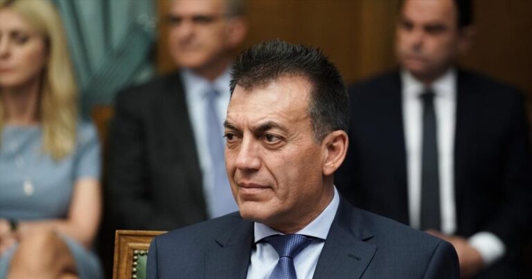 Γ. Βρούτσης: Τι θα γίνει με τις 550.000 εκκρεμείς συντάξεις