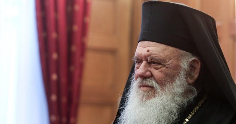 Ιερώνυμος: "Κλείσαμε για να μη γίνουν τα πράγματα χειρότερα"