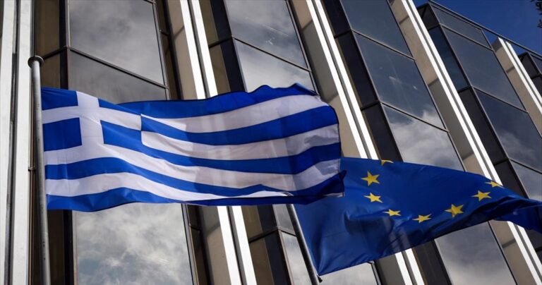 ΙΝΕ ΓΣΕΕ: Δεν φτάνουν οι φορολογικές ελαφρύνσεις για ανάπτυξη