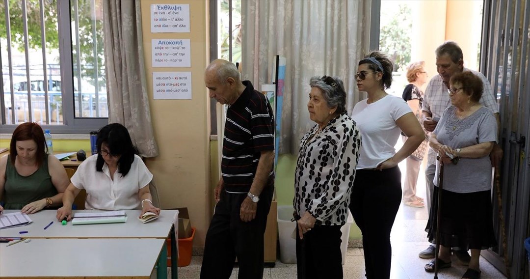 Κύπρος: Από δύο έδρες ΔΗΣΥ και ΑΚΕΛ