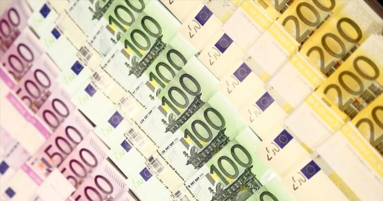 Μυστηριώδης ευεργέτης διένειμε δωρεές 200.000 ευρώ στη Γερμανία