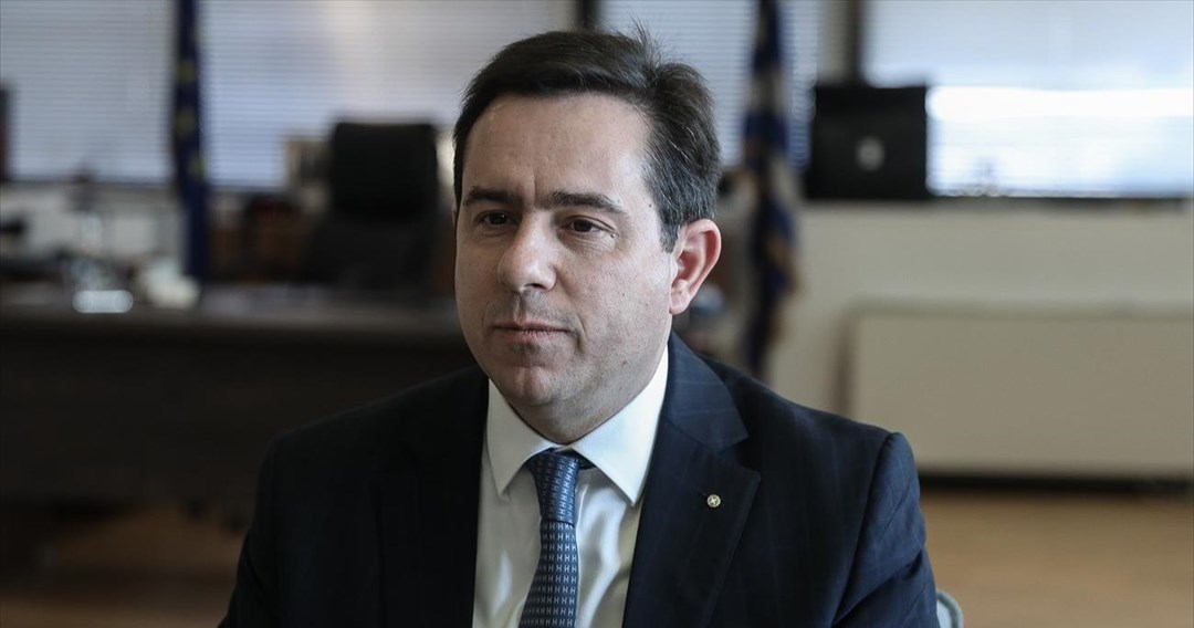 Ν.Μηταράκης: "Κλειστό κέντρο υποδοχής μεταναστών στις Σέρρες"