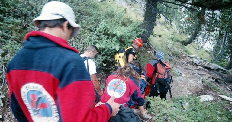 Όλυμπος: Με ελικόπτερο στη Θεσσαλονίκη οι δύο τραυματίες ορειβάτες