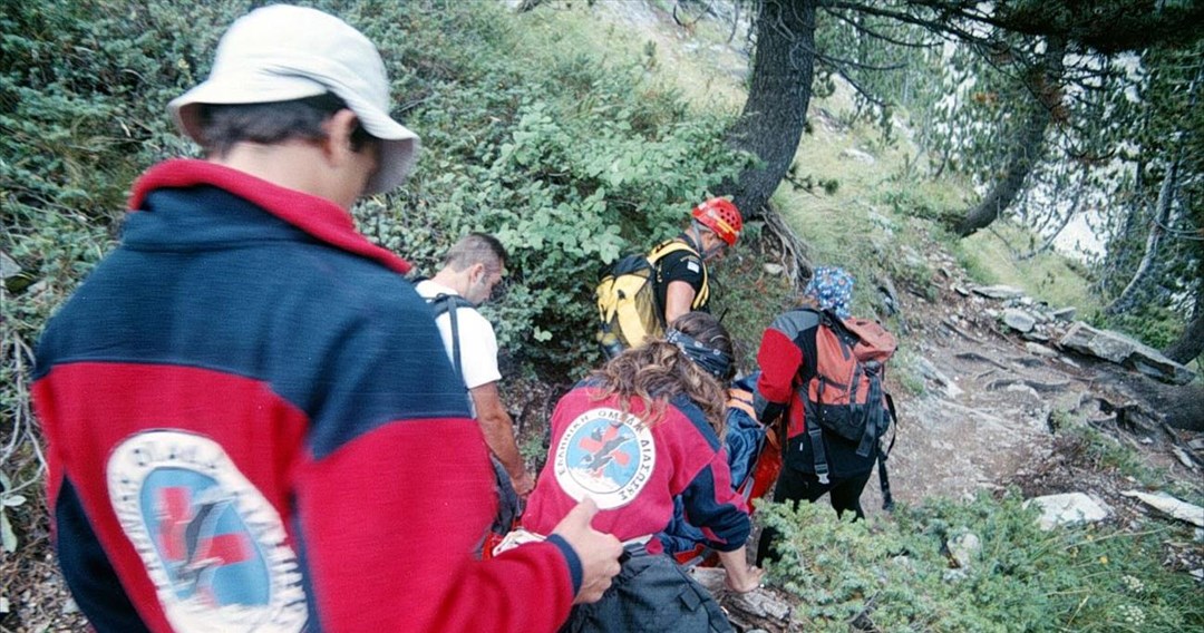 Όλυμπος: Με ελικόπτερο στη Θεσσαλονίκη οι δύο τραυματίες ορειβάτες