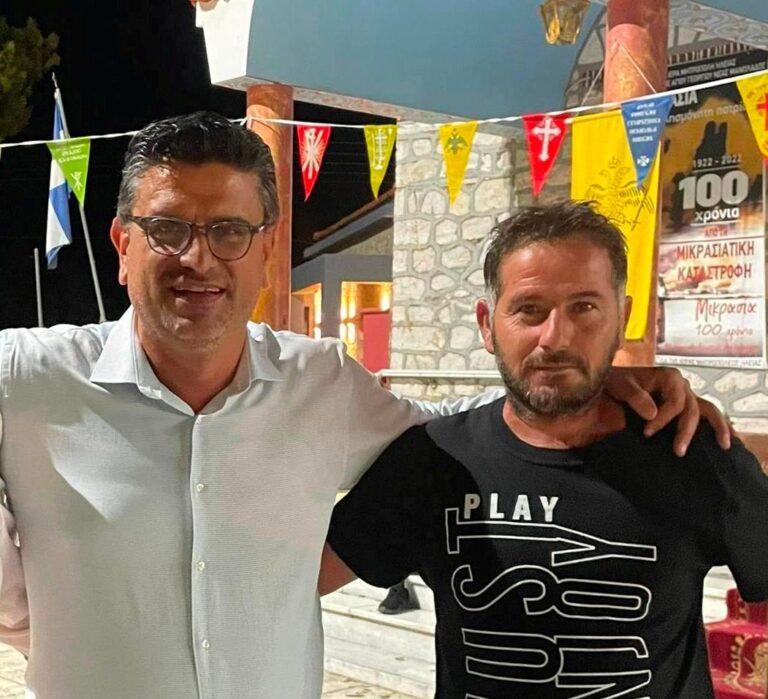 Ο Ευθύμιος Αλεξόπουλος στο πλευρό του Γιάννη Λέντζα