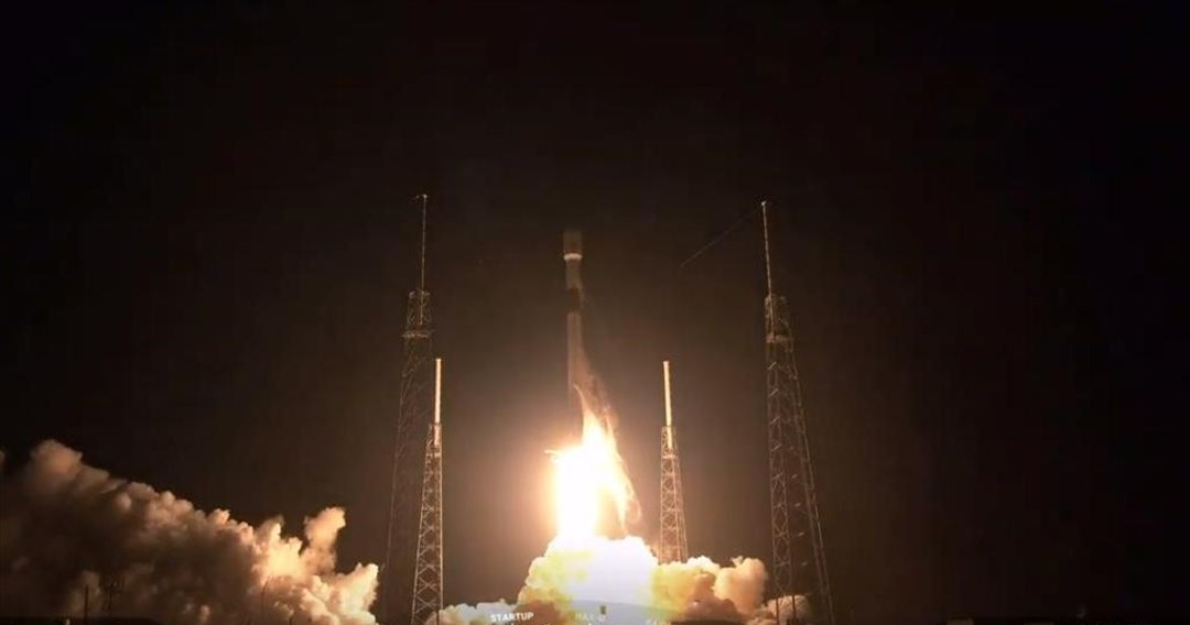 Starlink: Η SpaceX εκτόξευσε τους πρώτους 60 δορυφόρους της για παροχή Ίντερνετ