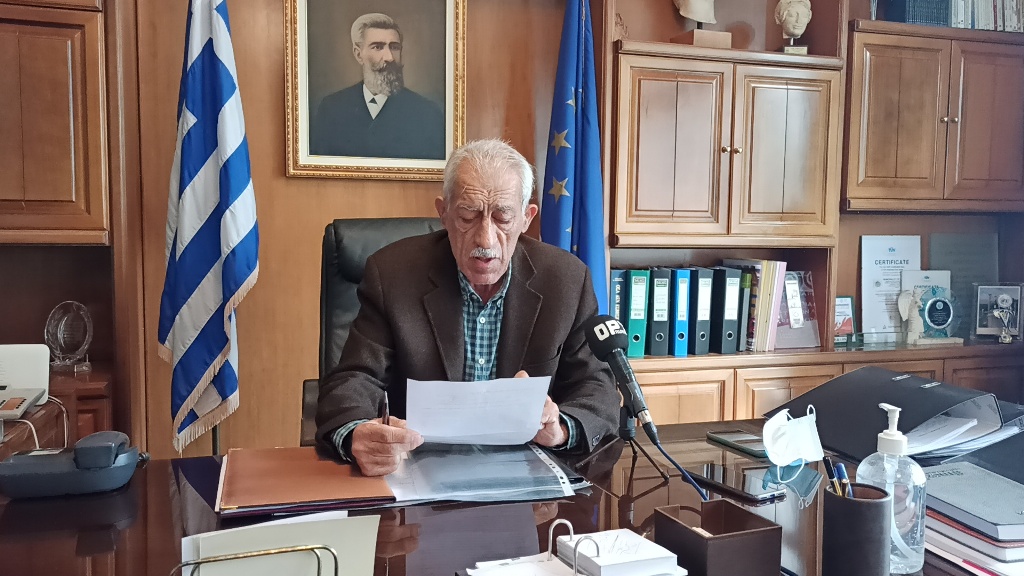 ΔΗΜΑΡΧΟΣ ΗΛΙΔΑΣ: "Κύμβαλα αλαλάζοντα» σε ανευθυνοϋπεύθυνες παραστάσεις!"