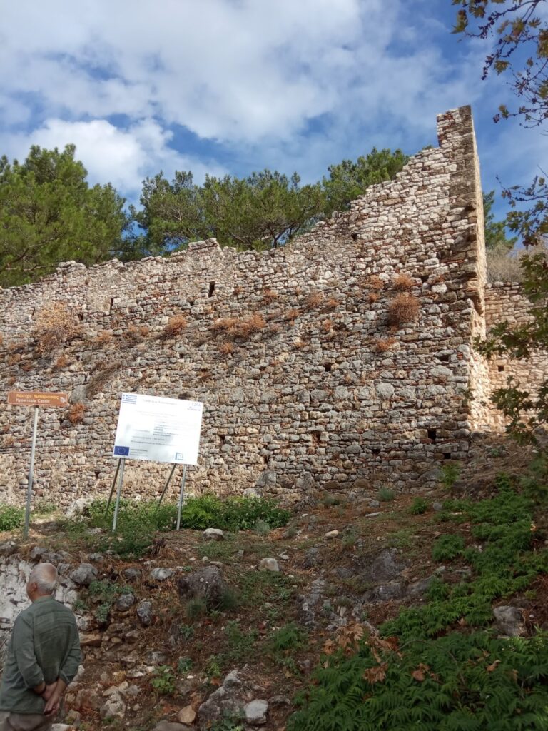 Το ιστορικό κάστρο της Κυπαρισσίας