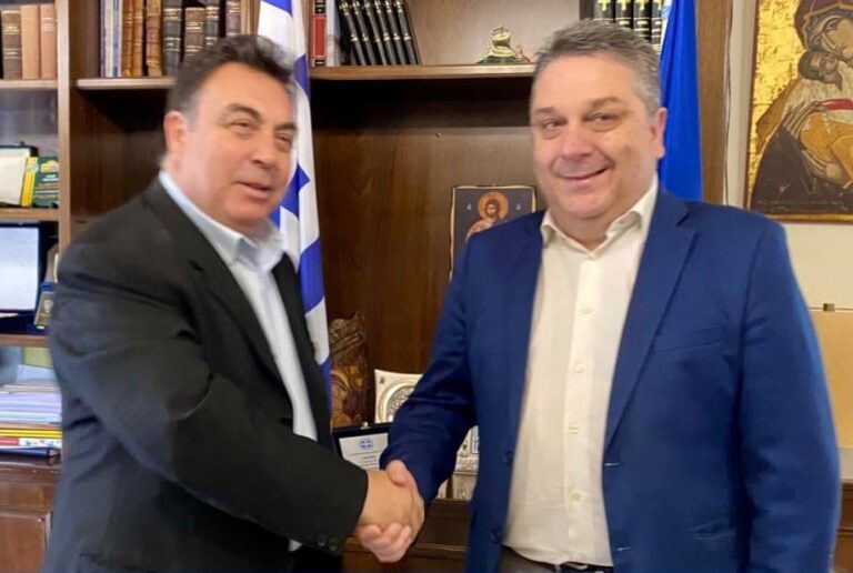 "ΕΝΩΜΕΝΟΙ ΑΛΛΑΖΟΥΜΕ ΤΟΝ ΠΥΡΓΟ": Ο Γιάννης Αργυρόπουλος υποψήφιος με τον συνδυασμό του Δημάρχου Παν. Αντωνακόπουλου