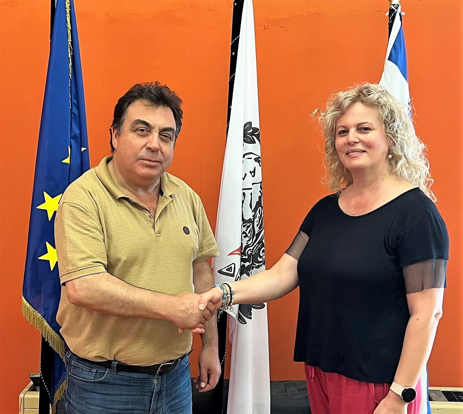 "ΕΝΩΜΕΝΟΙ ΑΛΛΑΖΟΥΜΕ ΤΟΝ ΠΥΡΓΟ":  Η Διονυσία Β. Κατσικονούρη υποψήφια με τον συνδυασμό του Δημάρχου Παν. Αντωνακόπουλου για την δημοτική κοινότητα Πύργου