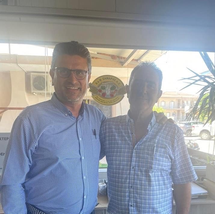 Ο Χρήστος Σάμαρης στο πλευρό του Γιάννη Λέντζα