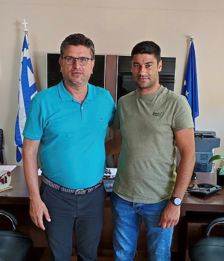 Ο Δημήτρης Τριτάρης στο πλευρό του Γιάννη Λέντζα