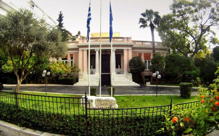 Ο τέκτονας που πούλησε το σπίτι του στο κράτος για να γίνει η πρωθυπουργική κατοικία