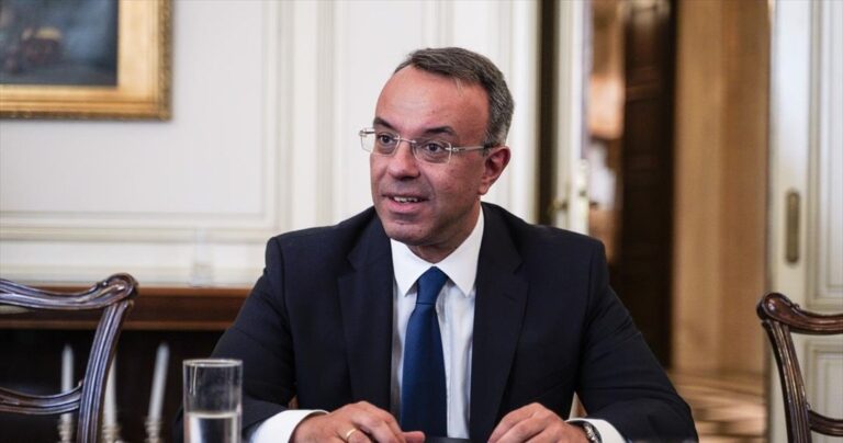 Χρ. Σταϊκούρας: "Άρχισε η απαλλαγή της μεσαίας τάξης από την υπερφορολόγηση"