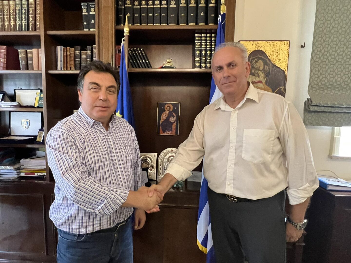 "ΕΝΩΜΕΝΟΙ ΑΛΛΑΖΟΥΜΕ ΤΟΝ ΠΥΡΓΟ": Ο Μαρίνος Αχτύπης υποψήφιος με τον συνδυασμό του Δημάρχου Παν. Αντωνακόπουλου