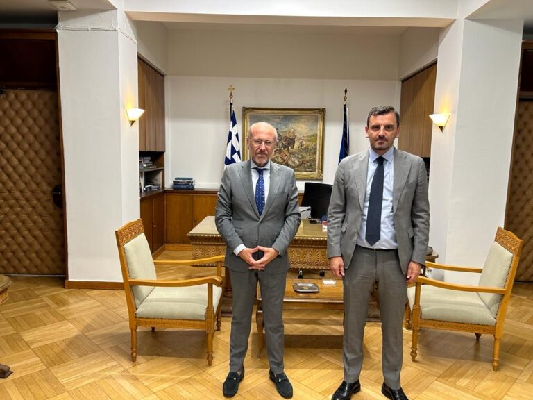 ΑΝΔΡΕΑΣ ΝΙΚΟΛΑΚΟΠΟΥΛΟΣ: Σε πρώτο πλάνο οι δομές  ψυχικής υγείας