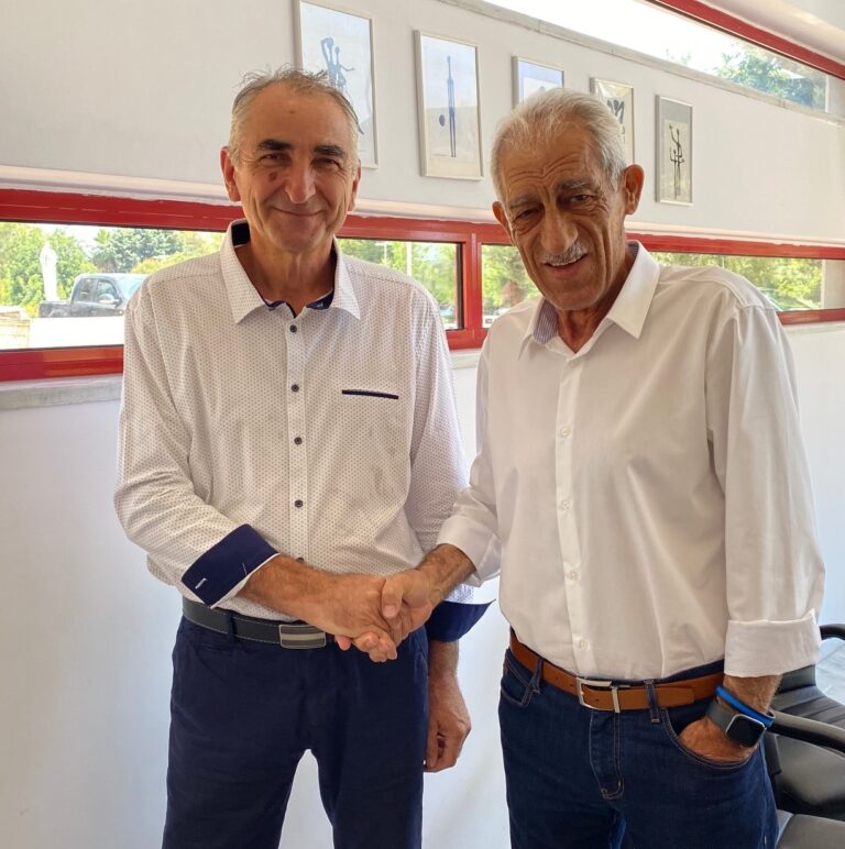 Ο Νίκος Παναγόπουλος επιλέγει την κάθοδό του με τον Γιάννη Λυμπέρη!