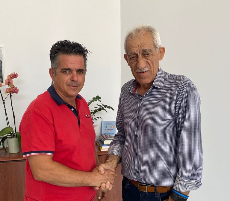 Σταθερά στο πλευρό του Γιάννη Λυμπέρη!